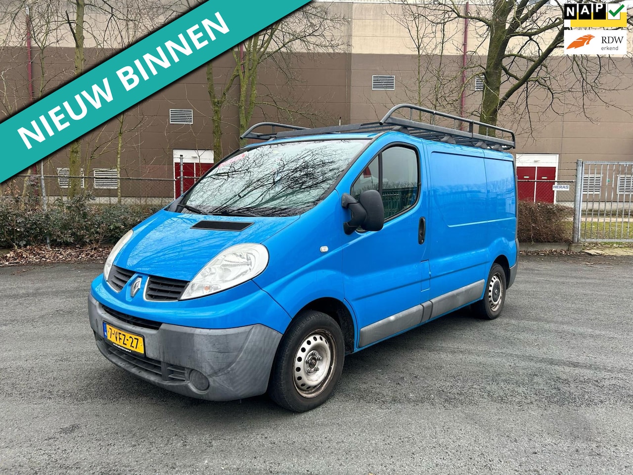 Renault Trafic - 2.0 dCi T27 L1H1 Générique DC LEUKE BUS RIJDT EN SCHAKELT GOED - AutoWereld.nl