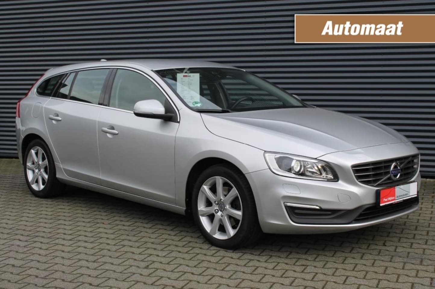 Volvo V60 - 2.0 D2 Nordic+ Uitv.  AUTOMAAT - AutoWereld.nl