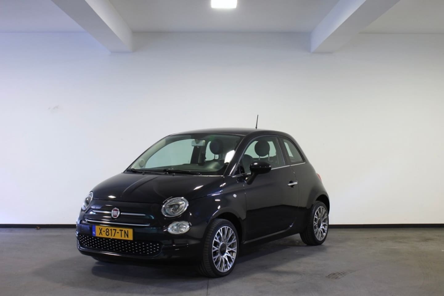 Fiat 500 - 1.2 Lounge 1.2 LOUNGE, Glazen dak, PDC, Navi - AutoWereld.nl