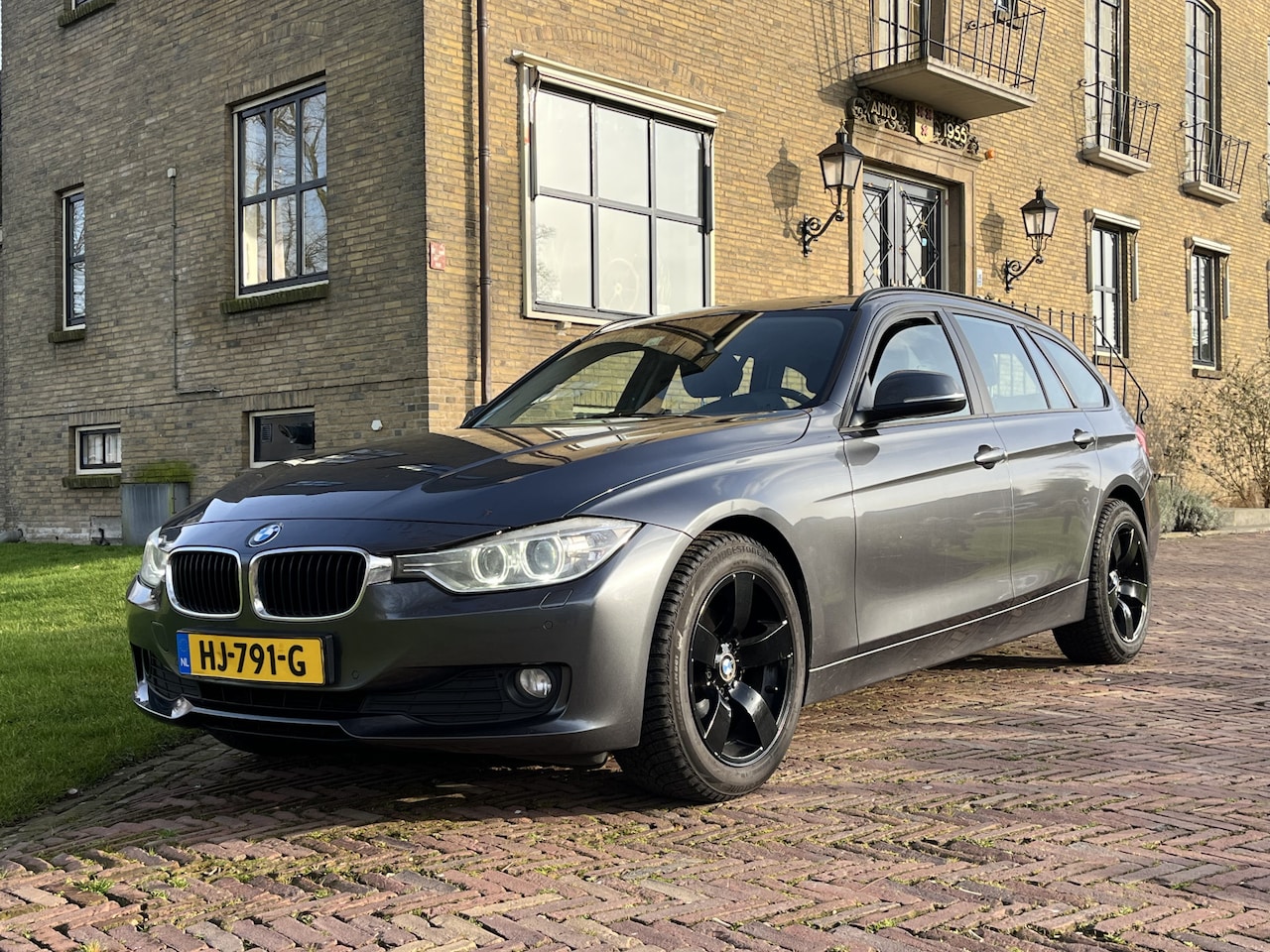 BMW 3-serie Touring - 320d High Executive Groot navi * Rijdt perfect - AutoWereld.nl