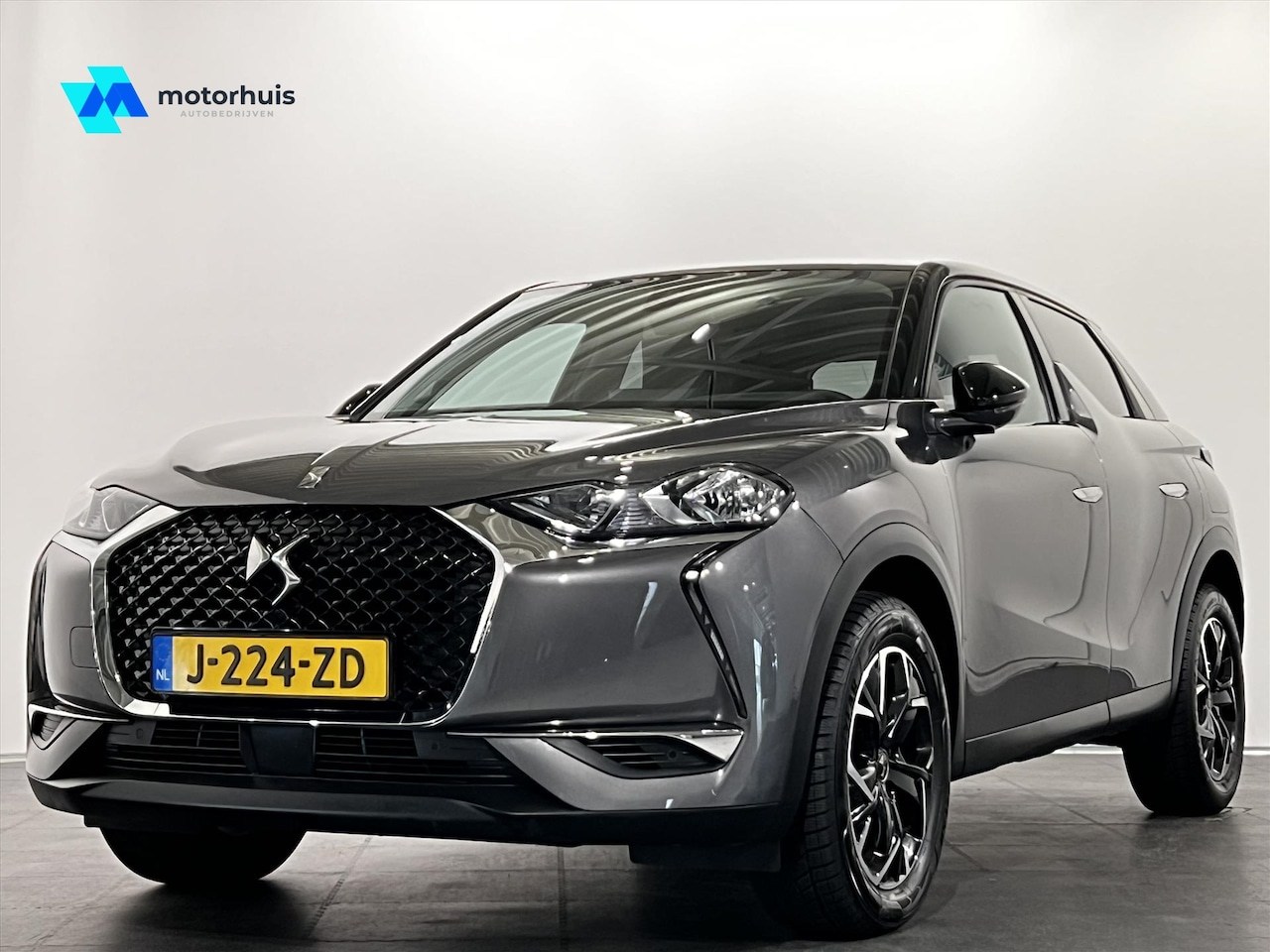 DS 3 Crossback - 1.2 PureTech 130pk Aut So Chic - AutoWereld.nl