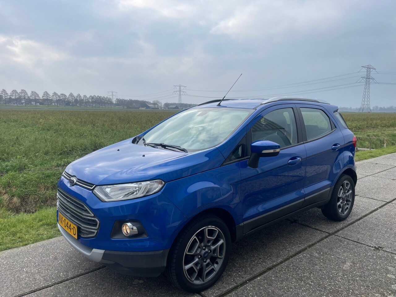 Ford EcoSport - 1.0 EcoBoost Titanium 1.0 EcoBoost Titanium, Stoelverwarming, Voorruit verwarming, Navigatie - AutoWereld.nl