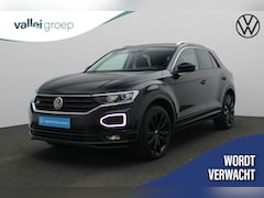 Volkswagen T-Roc - 1.5 TSI 150 pk DSG United / R-Line | Navigatie | Stoelverwarming | Parkeersensoren voor/ac