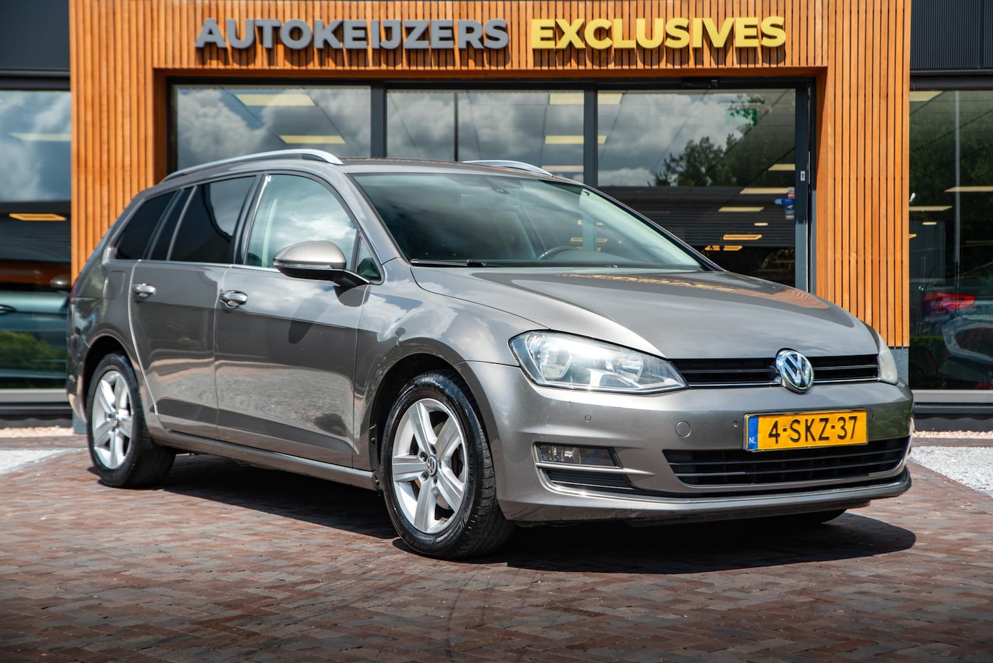 Volkswagen Golf Variant - 1.6 TDI Highline Leer Navi PDC Trekhaak Cruise - AutoWereld.nl