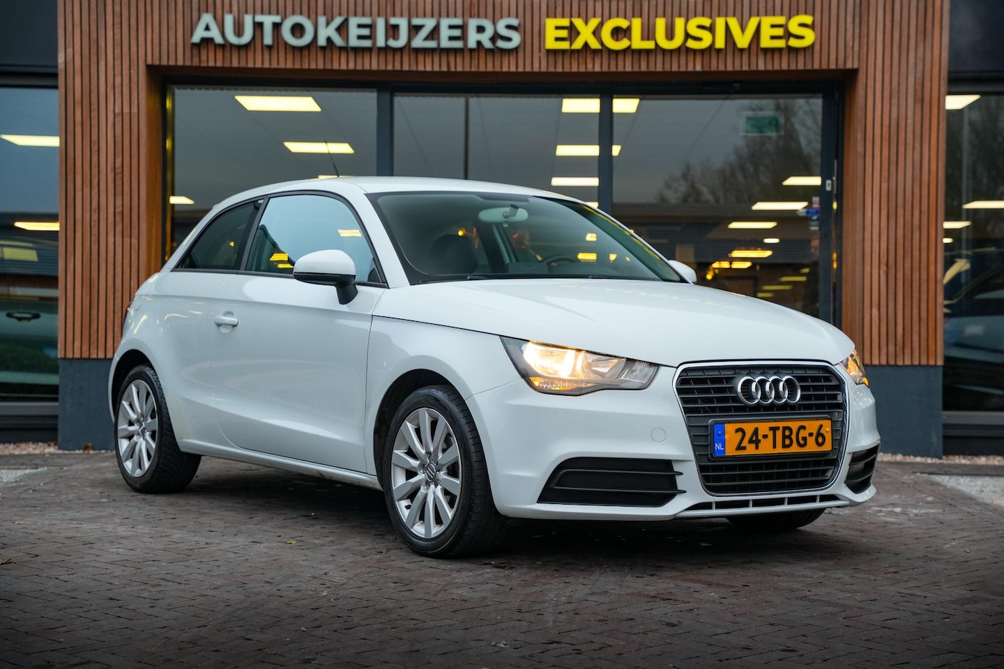 Audi A1 - 1.2 TFSI Connect Stoelverwarming cruisecontrol - AutoWereld.nl