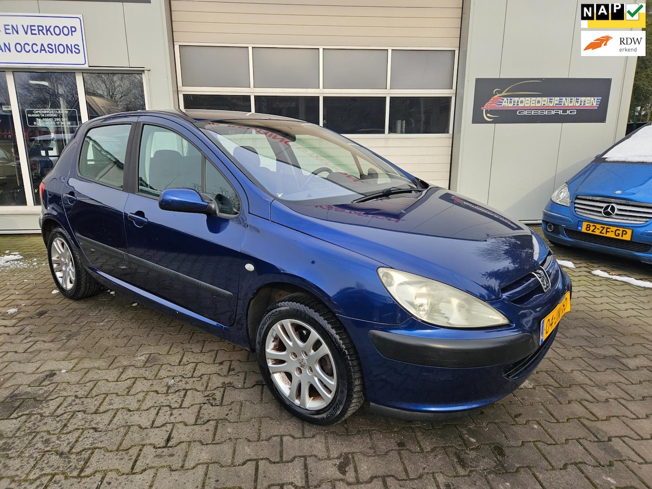 Peugeot 307 - 1.6-16V XS 5-DEURS..CLIMA..TREKHAAK - AutoWereld.nl