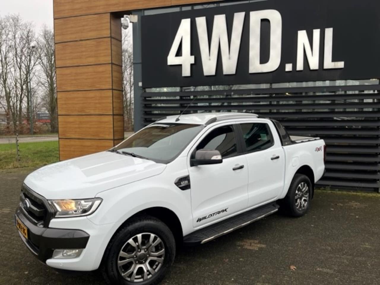 Ford Ranger - 3.2 TD AUT 4WD 5 PERS VAN EURO 6 LEDER/NIVI/CLIMA/CRUIS NAP 127.220 KM € 32.495 EXCL BTW A - AutoWereld.nl