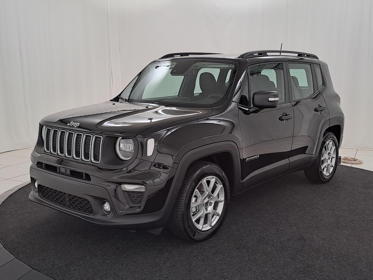 Jeep Renegade - 1.5T e-Hybrid 130pk Aut Altitude - AutoWereld.nl