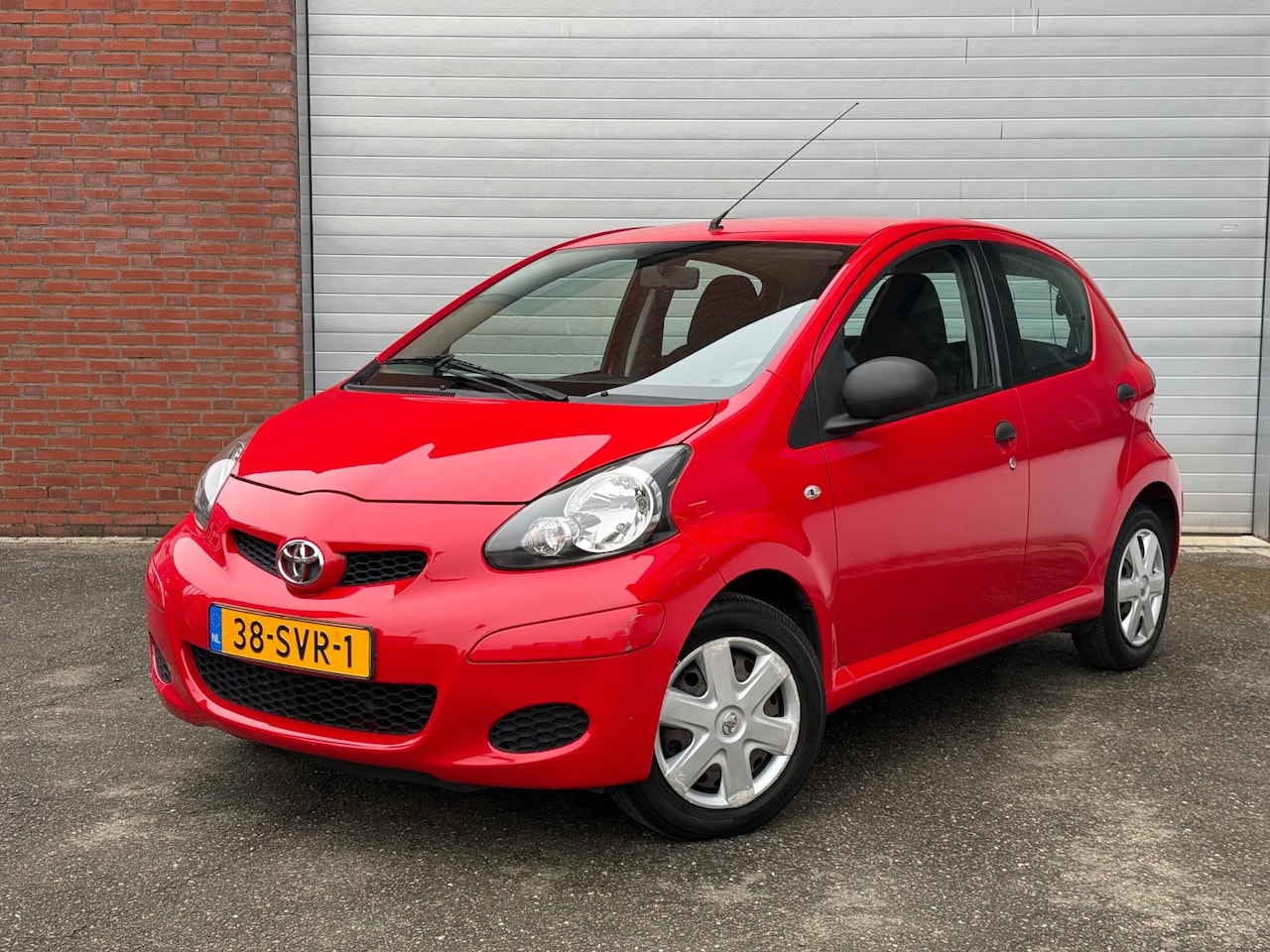 Toyota Aygo - 1.0-12V Now| AIRCO| NEW APK| NAP| UNIEK| 1E EIG - AutoWereld.nl