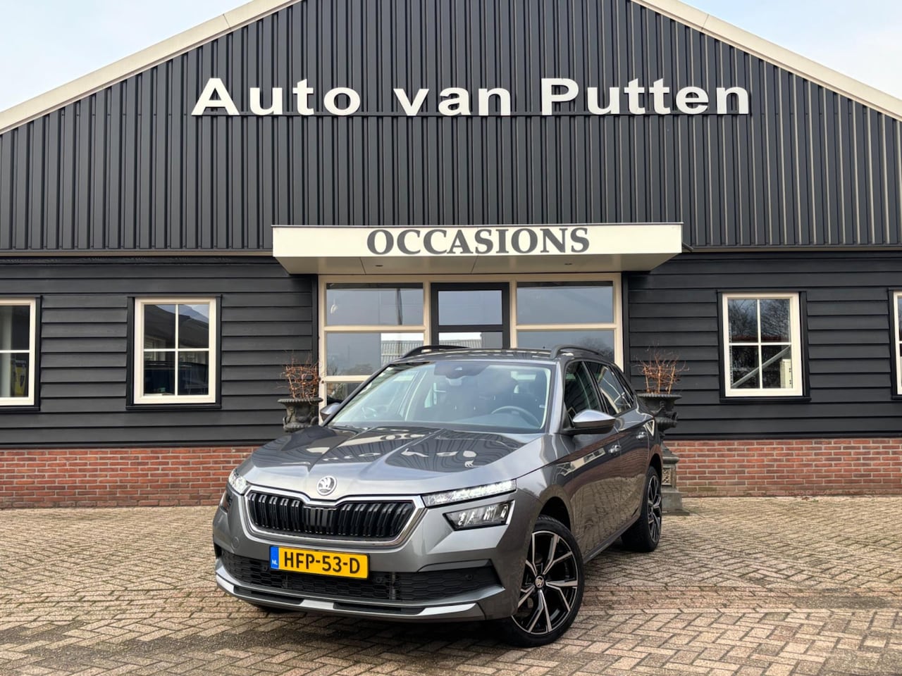 Skoda Kamiq - 1.0 TSI Business Edition / Automaat / Camera / LED / Stoelverwarming / Apple CarPlay / Cli - AutoWereld.nl