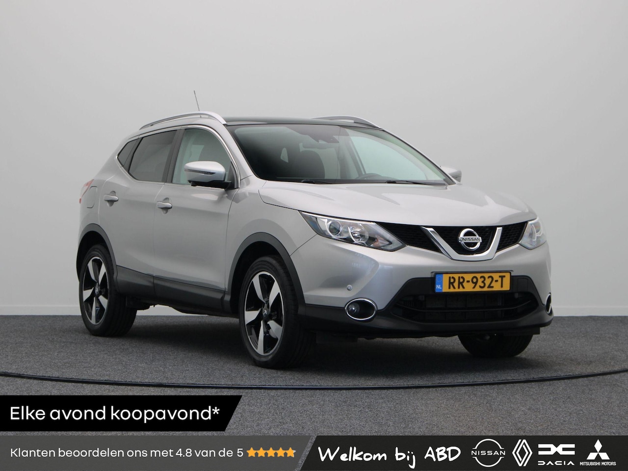 Nissan Qashqai - 115pk N-Connecta | Panoramadak | Keyless Entry | Trekhaak | Navigatie | - AutoWereld.nl