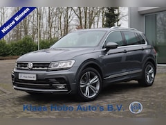 Volkswagen Tiguan - 1.5 TSI ACT R-Line Pano, Trekhaak, LED, Camera