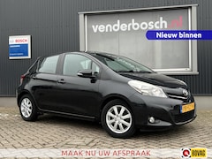 Toyota Yaris - 1.3 VVT-i Comfort 99pk | Camera | Airco | Lichtmetalen velgen