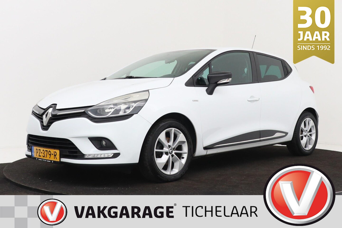 Renault Clio - 0.9 TCe Limited | Navigatie | Cruise Control | - AutoWereld.nl