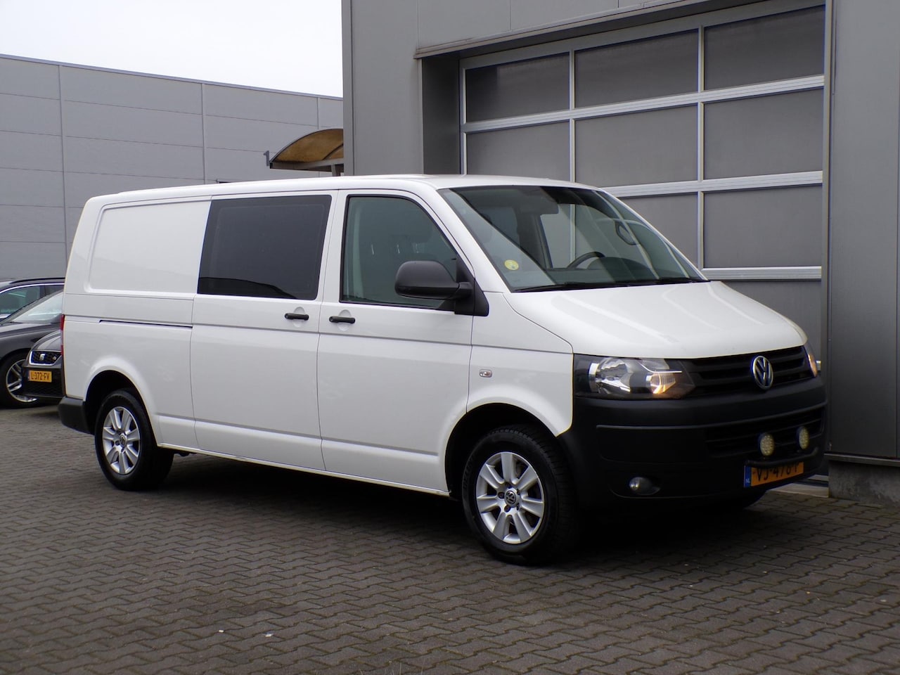 Volkswagen Transporter - 2.0 TDI L2H1 BM DC Comfortline Automaat/6 Persoons!! - AutoWereld.nl