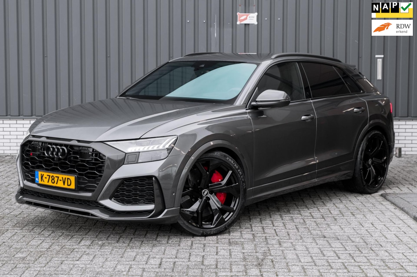 Audi Q8 - 4.0 TFSI RS Q8 quattro*Keramisch*Carbon*Akrapovic* - AutoWereld.nl