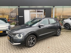 Kia Niro - 1.6 GDi Hybrid DynamicLine Nieuw Model // 3.600Km info Roel 0492-588951