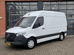 Mercedes-Benz Sprinter - 317 L2H2 | 3, 5t Trekhaak | LED | Cruise | Certified 24 mnd garantie