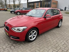 BMW 1-serie - 118i Business Sport 170PK XENON NAVI NAP