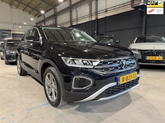 Volkswagen T-Roc - 1.0 TSI Life 75 Edition - Adapt Cruise - CarPlay - Camera - NL Auto - Incl BTW