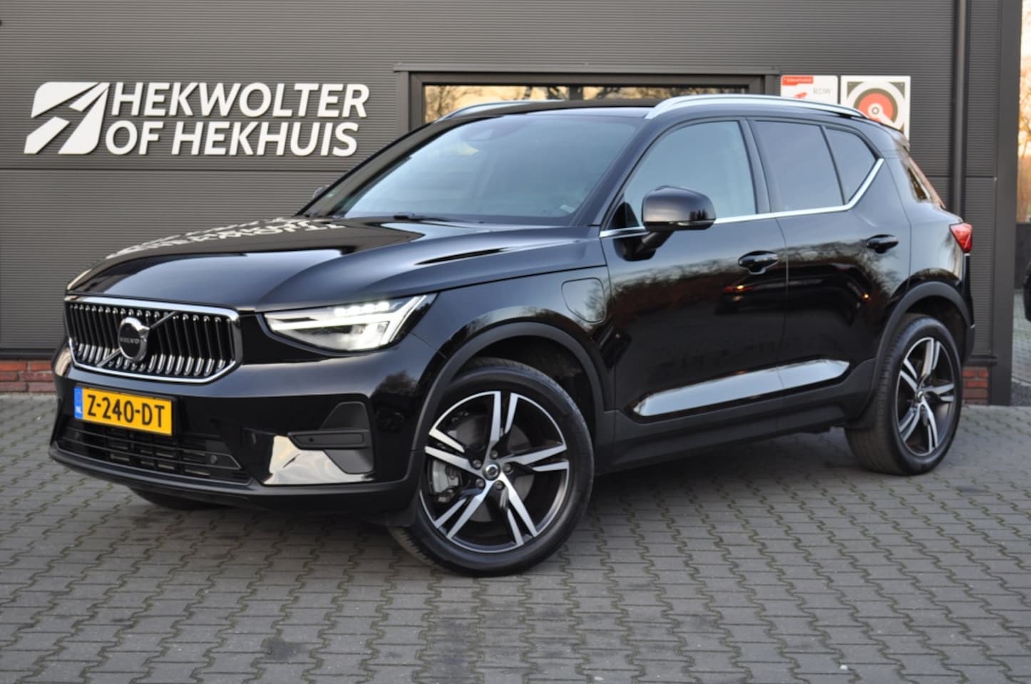 Volvo XC40 - 1.5 T5 Plus Bright Recharge | Camera | Trekhaak | Memory - AutoWereld.nl