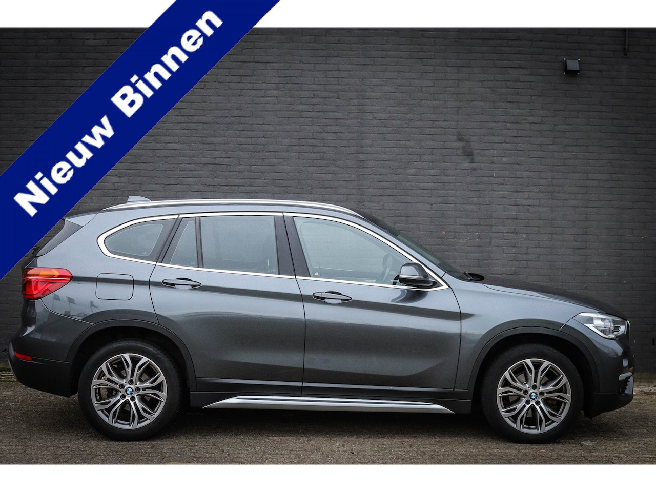 BMW X1 - sDrive18i Nieuw binnen! - AutoWereld.nl