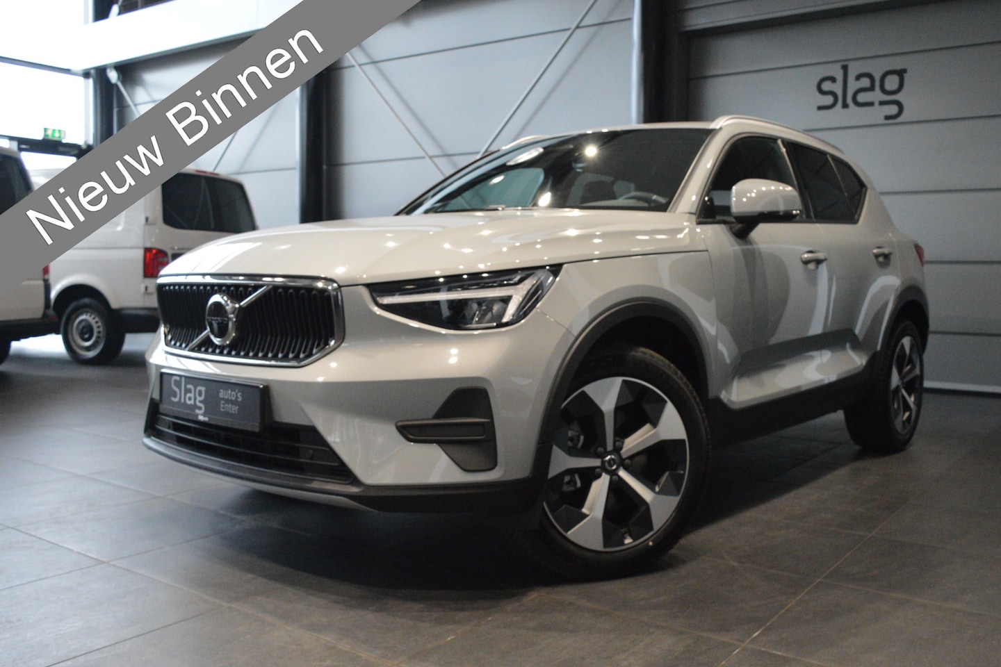 Volvo XC40 - 2.0 B3 Core navi clima camera led pdc 19 inch 164 pk !! - AutoWereld.nl