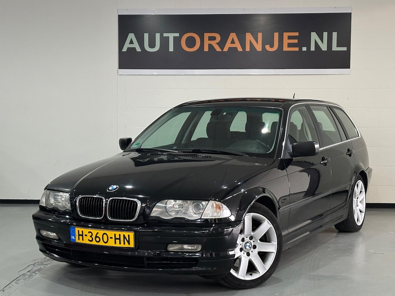 BMW 3-serie Touring - 330i-Automaat-Clima-Cruise- - AutoWereld.nl