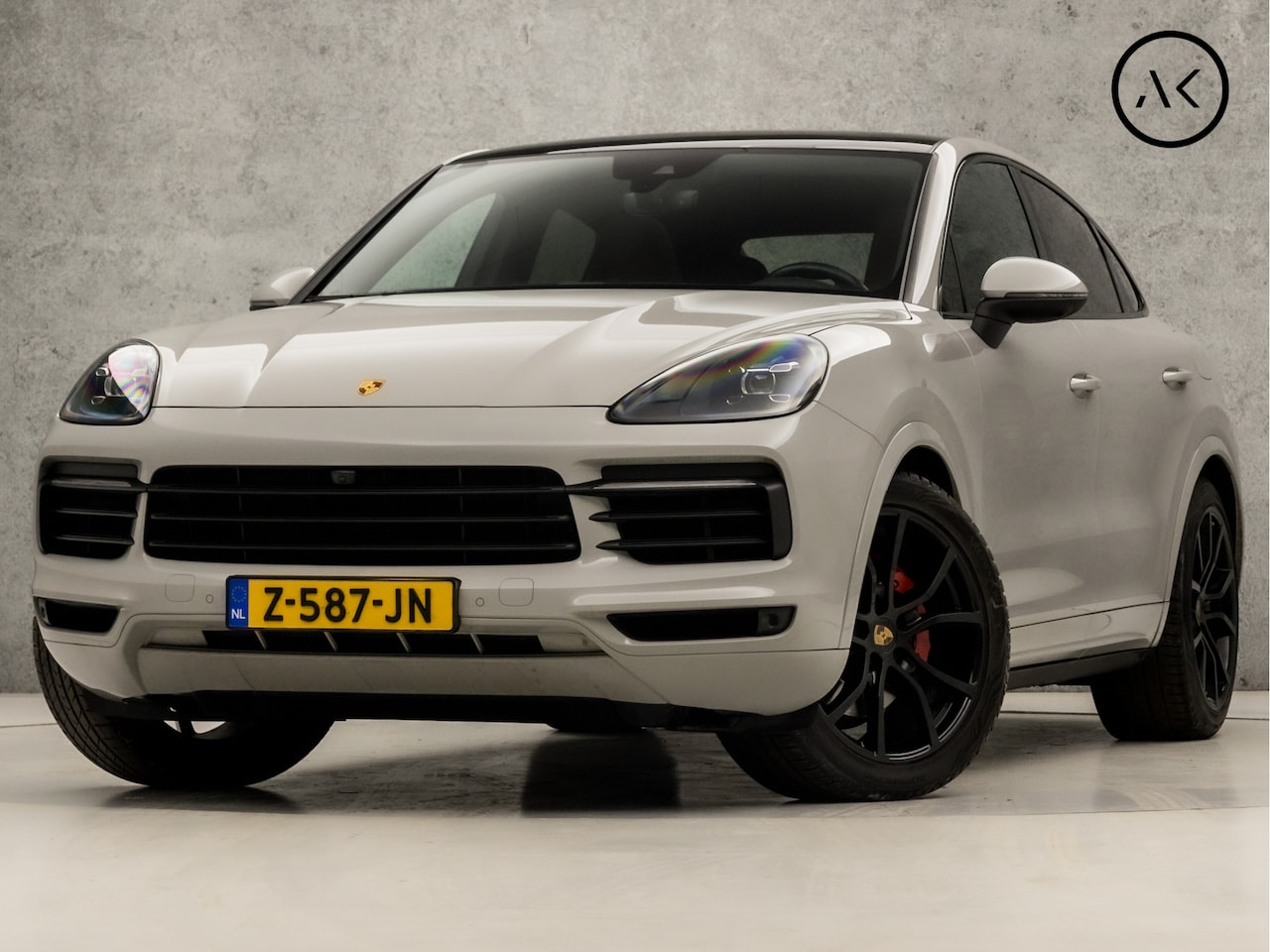 Porsche Cayenne - 3.0 E-Hybrid 476Pk Automaat (PANORAMADAK, ADAPTIEVE LUCHTVERING, STOELKOELING, APPLE CARPL - AutoWereld.nl