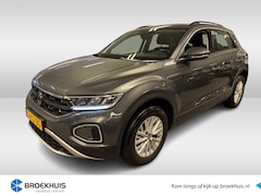 Volkswagen T-Roc - 1.5 TSI 150 pk DSG Life | Multimedia pakket | Climate control