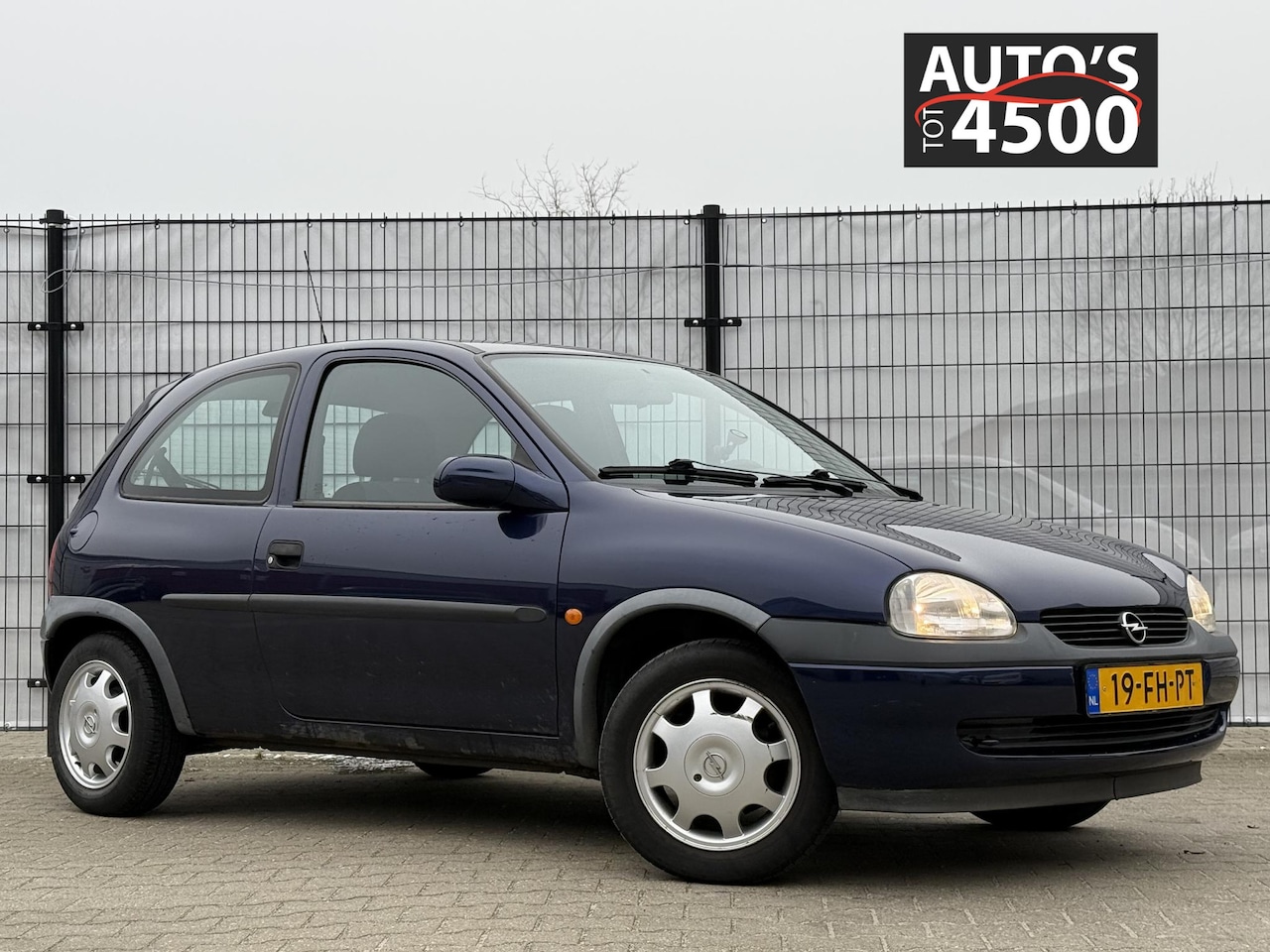 Opel Corsa - 1.2i-16V Onyx NAP! Unieke stand! Nieuwe apk! - AutoWereld.nl