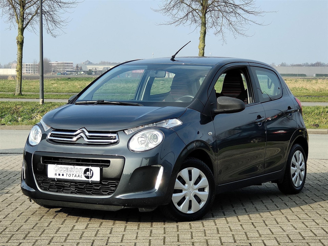 Citroën C1 - 1.0 VTi Shine | Automaat | Bluetooth | Stoelverwarming - AutoWereld.nl