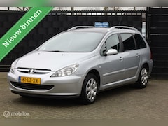 Peugeot 307 SW - 2.0 16V Pack +TREKHAAK+NIEUWE APK