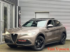 Alfa Romeo Stelvio - 2.0 T AWD First Edition|Pano|Trekhaak|Camera|Memory|Volleer|DAB