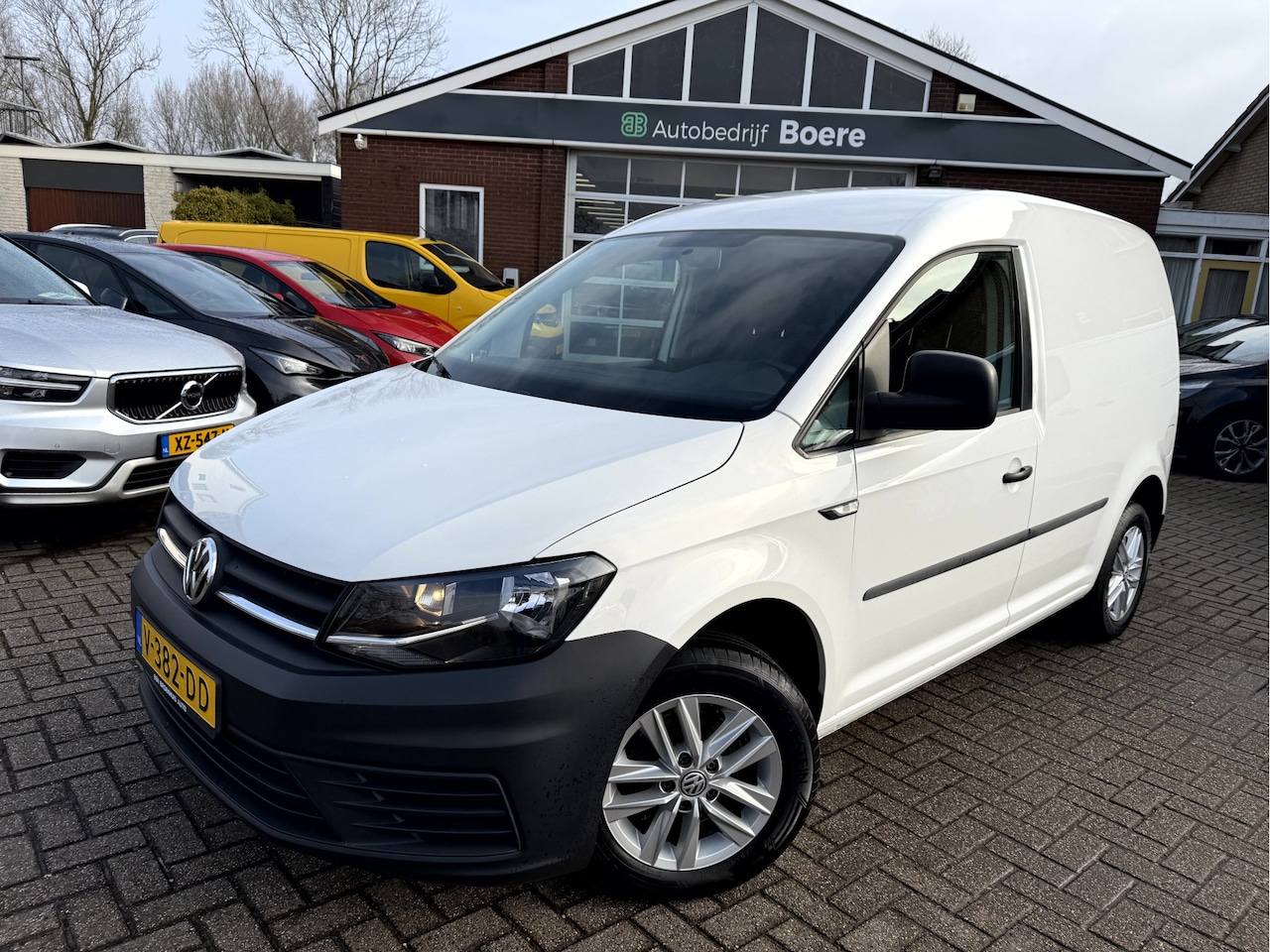 Volkswagen Caddy - 1.6 TDI Trekhaak, Airco, 15''Lmv, Bluetooth - AutoWereld.nl