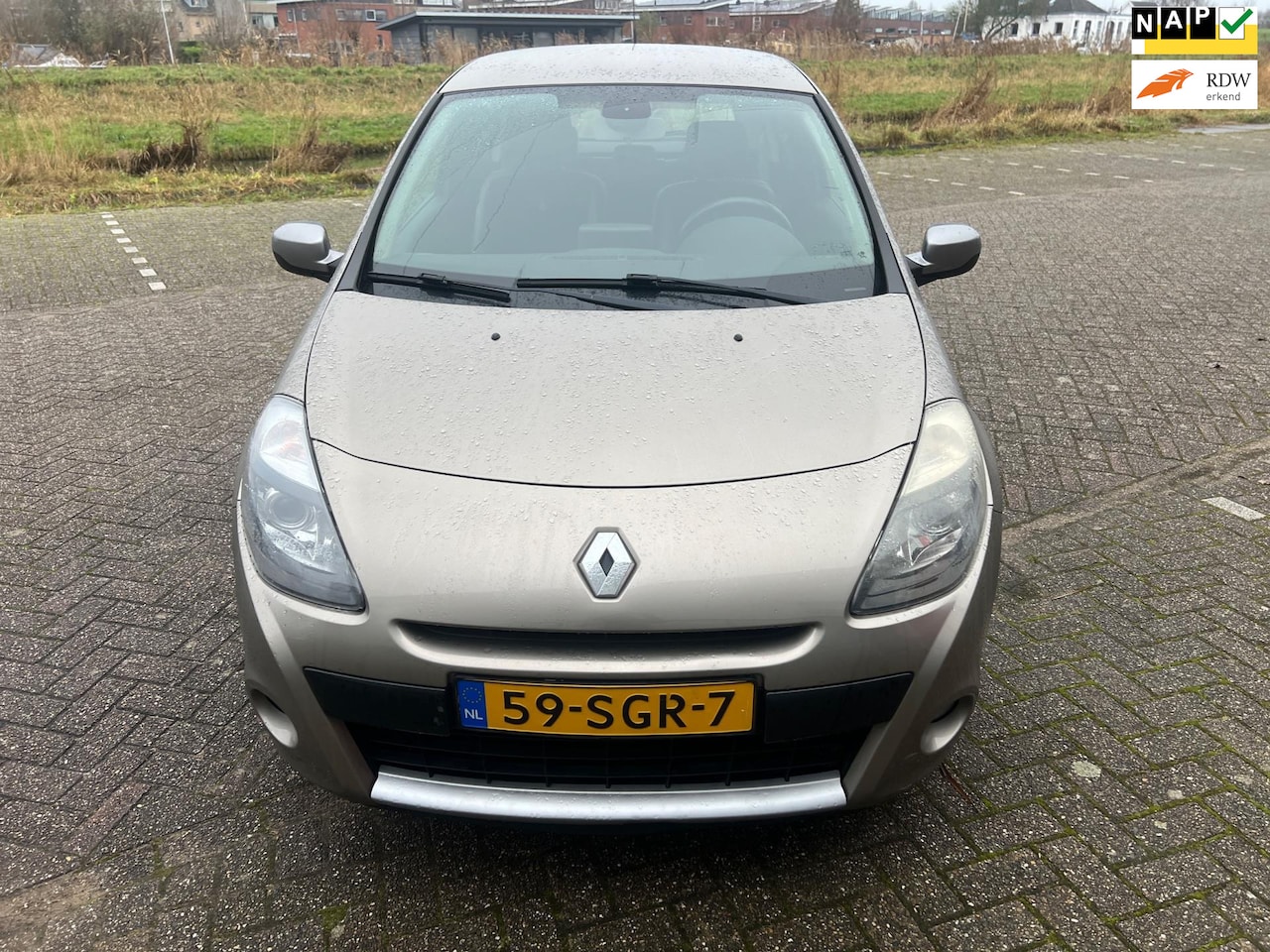 Renault Clio - 1.6 Night & Day 888 AUTOMAAT ))) - AutoWereld.nl