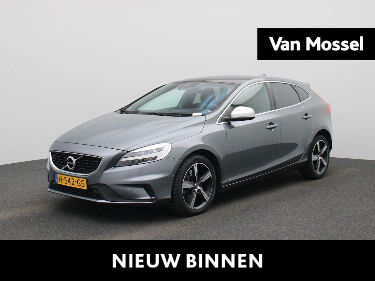 Volvo V40 - 1.5 T3 Polar+ Sport | Panoramadak | Climate-Control | Camera | Stoelverwarming | - AutoWereld.nl