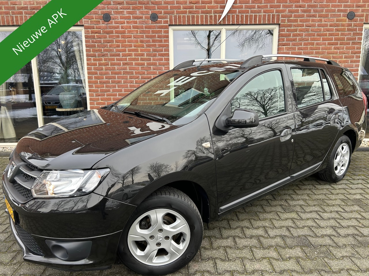 Dacia Logan MCV - 0.9 TCe Prestige NIEUWE APK / TREKHAAK / NAVI / AIRCO / CRUISE / LMV - AutoWereld.nl