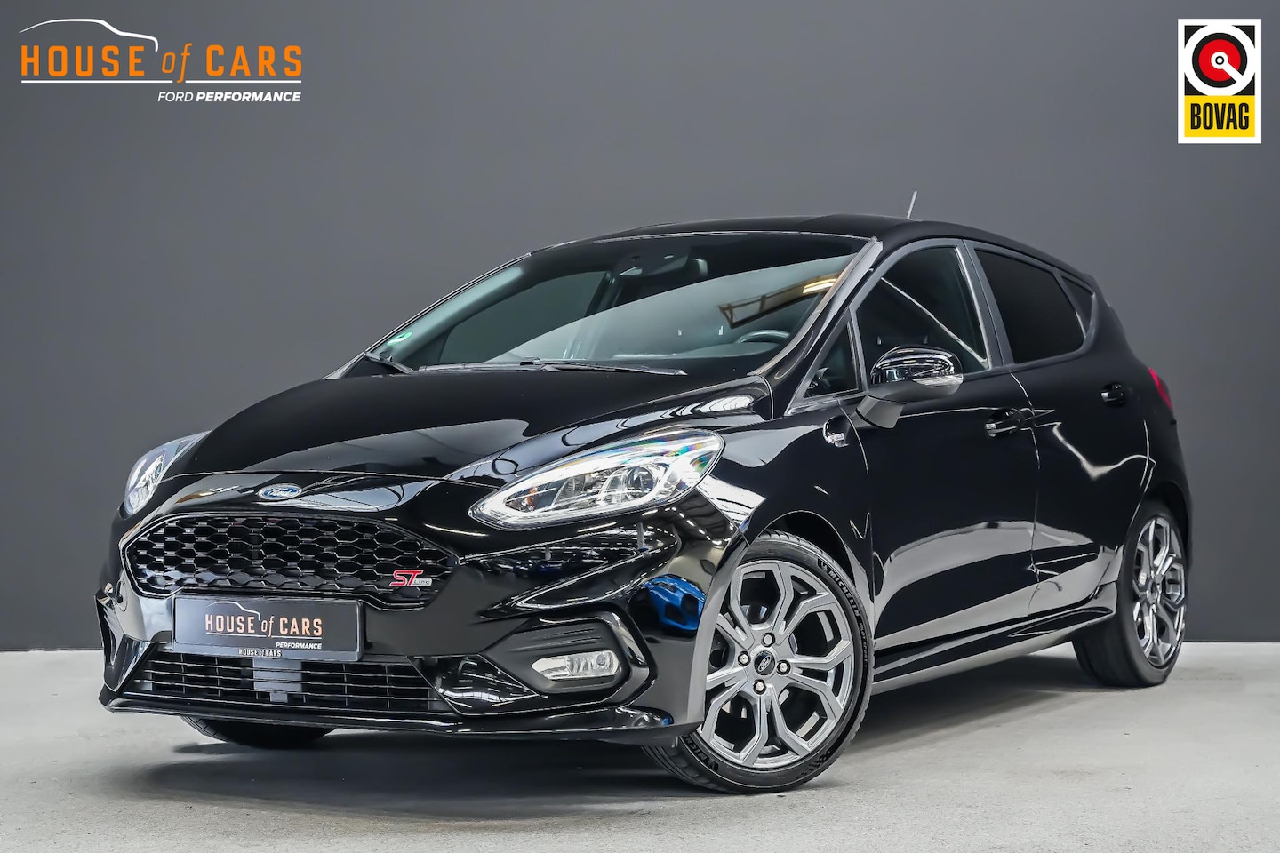 Ford Fiesta - 1.0 100pk ST-Line |Apple Carplay|winterpack|17"|DAB|cruise control|navi|bluetooth|parkeers - AutoWereld.nl