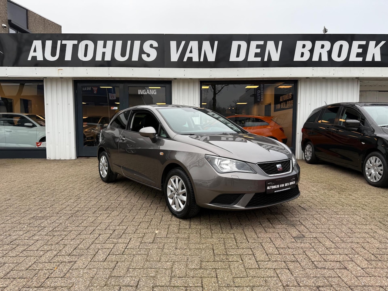 Seat Ibiza - 1.4 86Pk 1e Eigenaar Navi Airco Lmv Bluetooth Elek Pakket Nw Apk - AutoWereld.nl