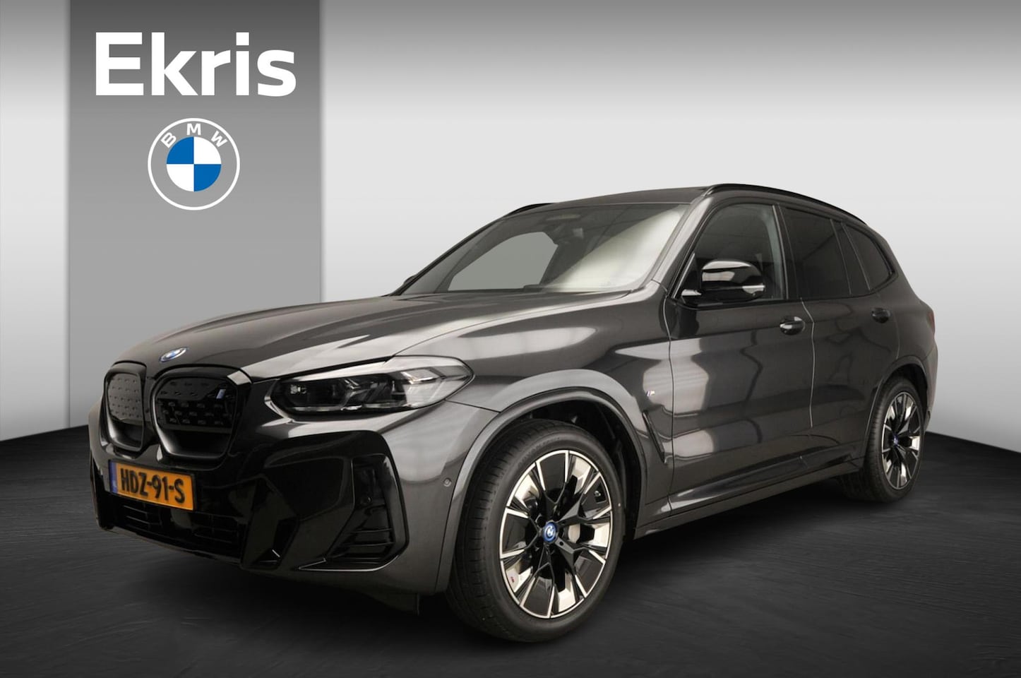 BMW iX3 - High Executive Edition 80 kWh Leder / Trekhaak / Harman-Kardon / Adaptive LED / Getint Gla - AutoWereld.nl