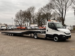 Iveco Daily - 40C18 Oplegger trekker Be combi Airco Cruise controle Be combi Be trekker 180pk Euro 6 opl