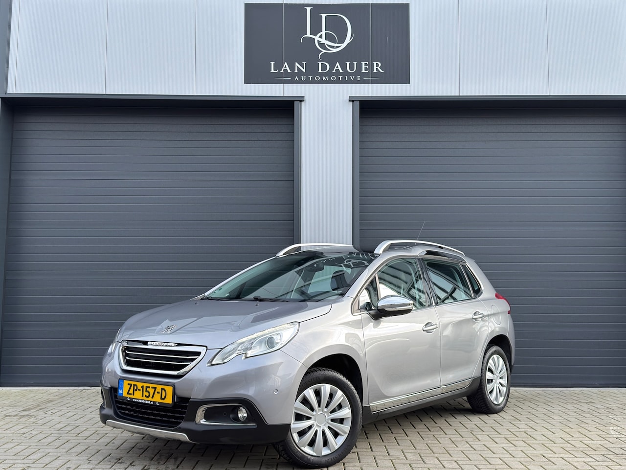 Peugeot 2008 - 1.6 VTi Allure / Auto / Pano / Leder / Trekhaak - AutoWereld.nl