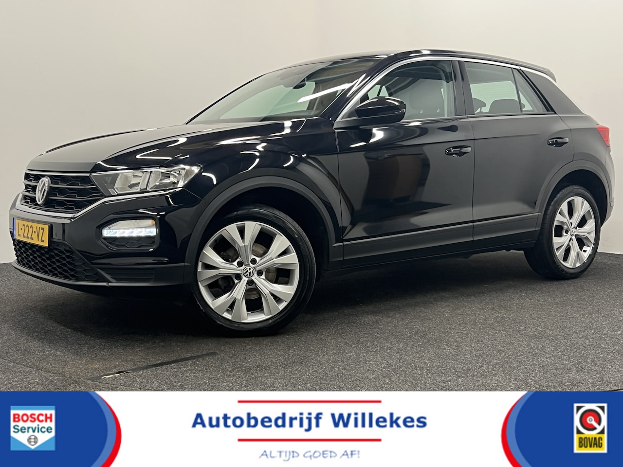 Volkswagen T-Roc - 1.0 TSI Style | NAVI | TREKHAAK | STOELVERWARMING | ACC | - AutoWereld.nl