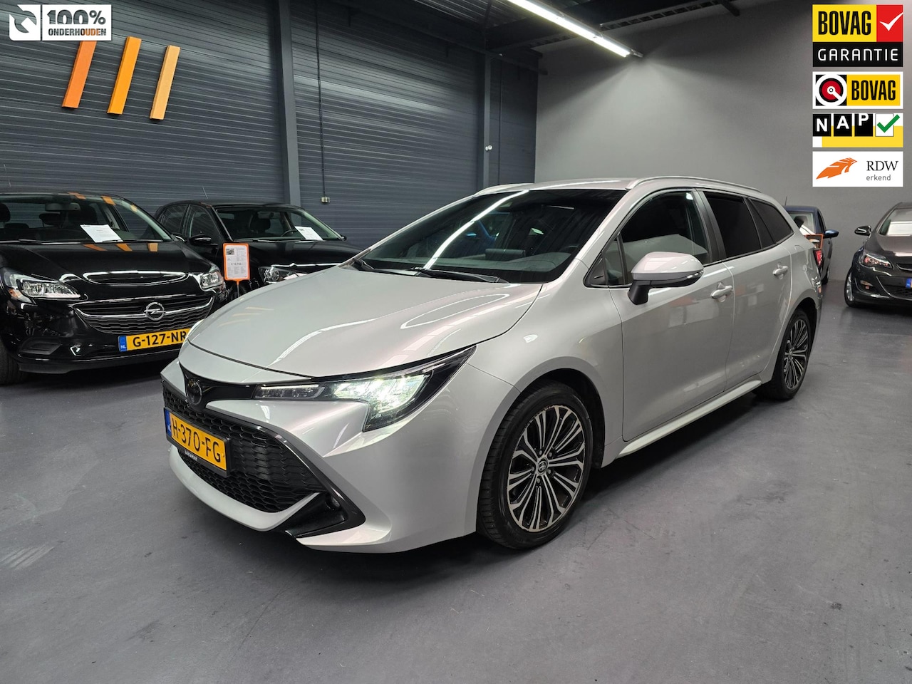 Toyota Corolla Touring Sports - 1.2 Turbo Dynamic CAMERA LED NAP NL AUTO - AutoWereld.nl