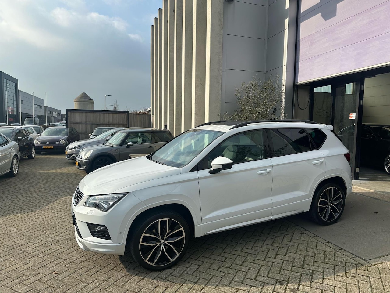 Seat Ateca - 1.5 TSI FR Automaat! VOL! PANO! VIRTUEEL! INRUIL MOGELIJK! - AutoWereld.nl