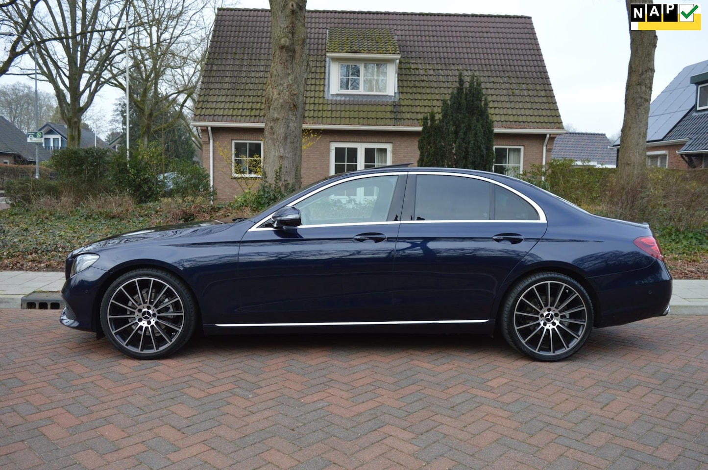 Mercedes-Benz E-klasse - 200 Prestige/schuifdak/camera - AutoWereld.nl