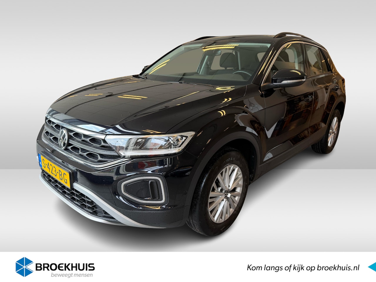 Volkswagen T-Roc - 1.5 150PK DSG TSI Life | ACC | Apple Carplay | PDC V+A - AutoWereld.nl