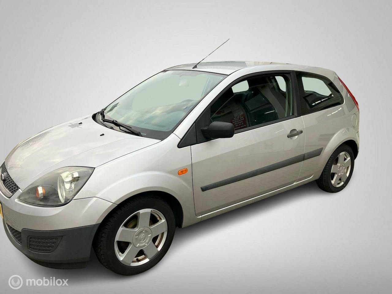 Ford Fiesta - 1.3-8V Cool & Sound - AutoWereld.nl