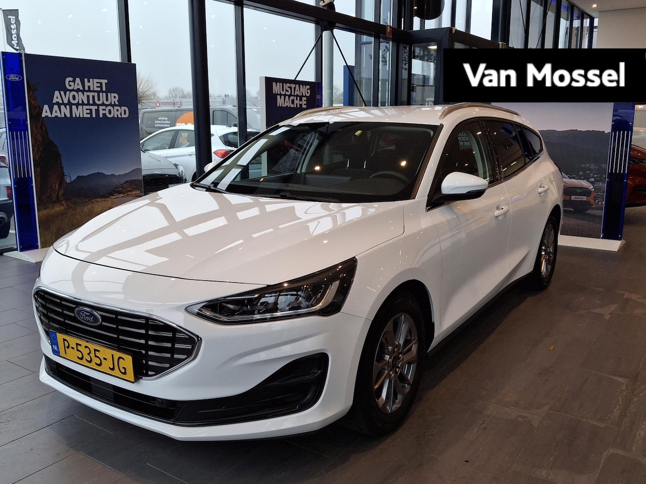 Ford Focus Wagon - 1.0 EcoBoost Hybrid Titanium | 125PK | Sync 4 | Voorruitverwarming | Stoelverwarming | Nav - AutoWereld.nl